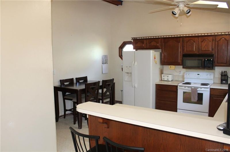 3059 Brady Hoffman Rd, Lincolnton, NC 28092