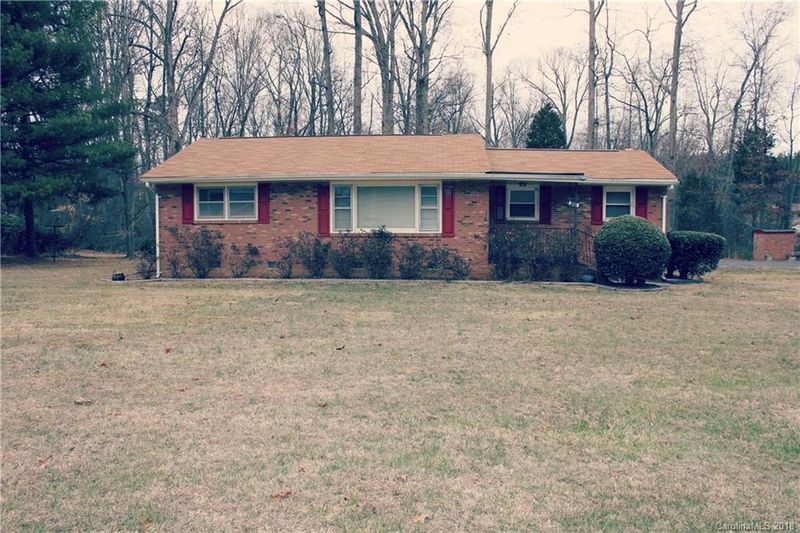 6325 Simpson Rd, Charlotte, NC 28216