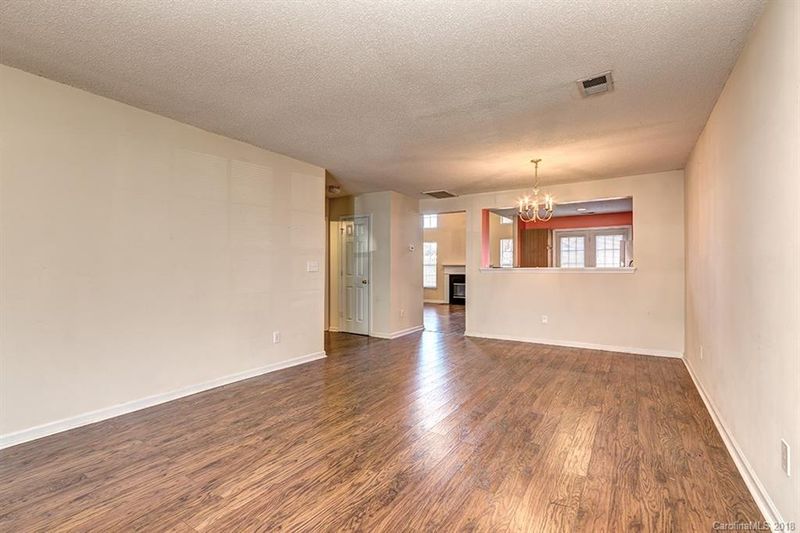 5914 Moose Ln, Charlotte, NC 28269