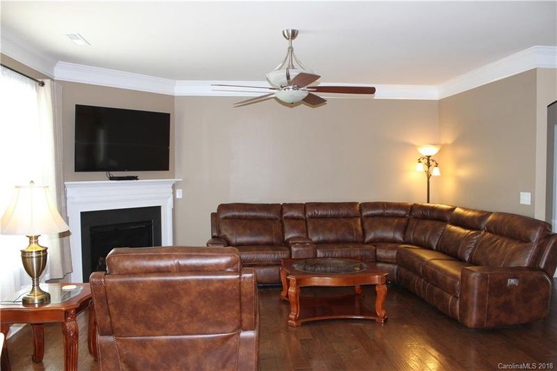 5733 Verrazano Dr, Waxhaw, NC 28173