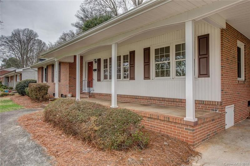 335 Downey Pl, Gastonia, NC 28054