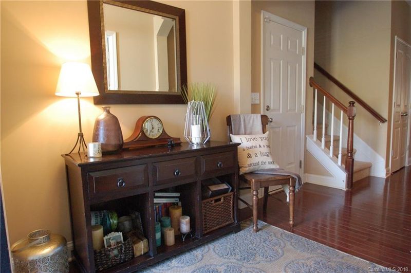 19215 Celestine Ln, Cornelius, NC 28031