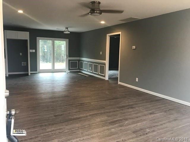 1915 Highpoint Cir, Lancaster, SC 29720