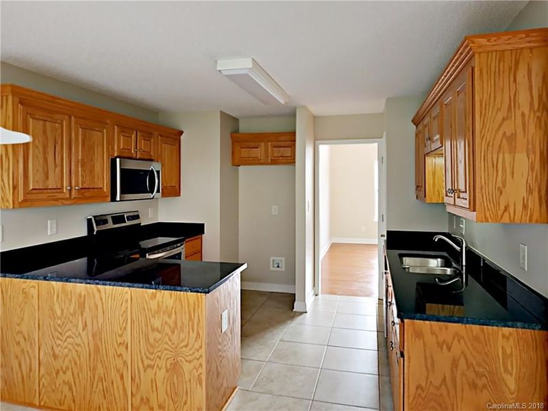 1811 Crossbridge Dr #8, Monroe, NC 28112