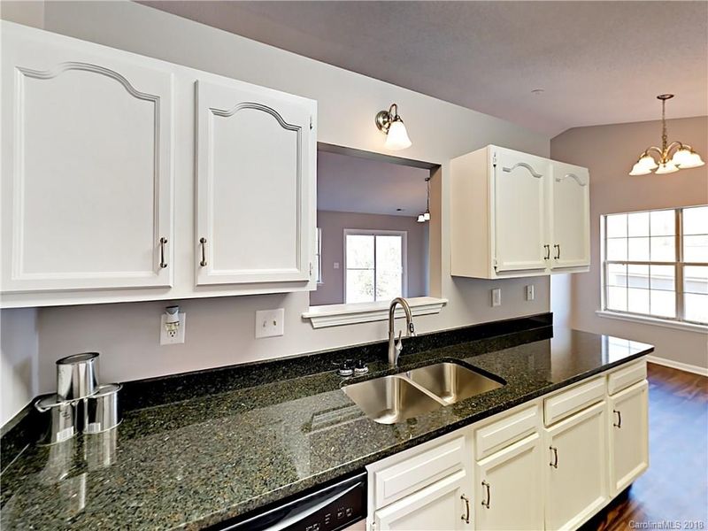 132 Single Oak Dr, Troutman, NC 28166