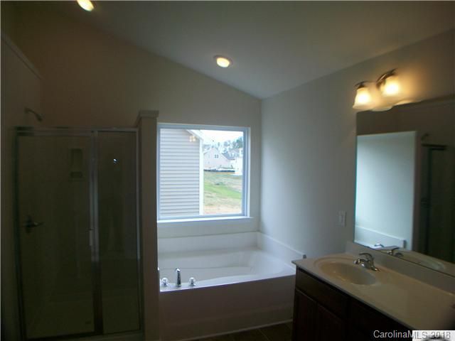 5429 Perry June Ave #1010, Charlotte, NC 28213