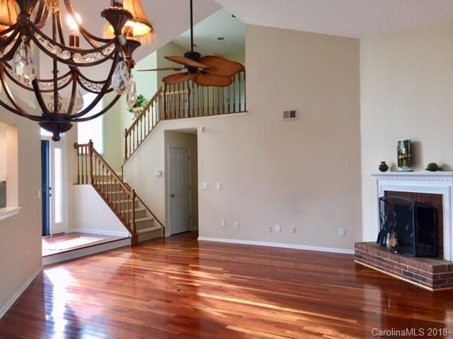 6700 Flat Creek Dr, Charlotte, NC 28277