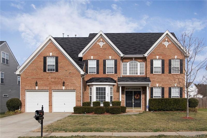 829 Pinkney Pl, Stanley, NC 28164