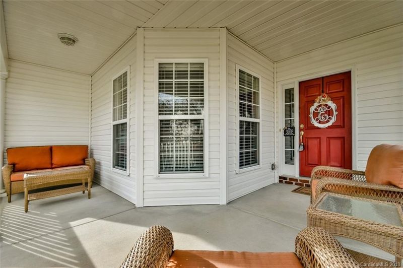 7049 Sedgebrook Dr, Stanley, NC 28164