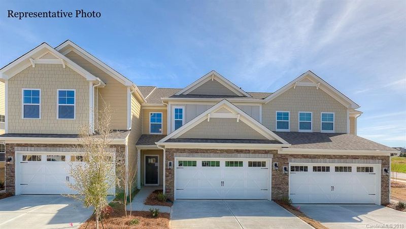 960 Pennington Dr #80, Lancaster, SC 29720