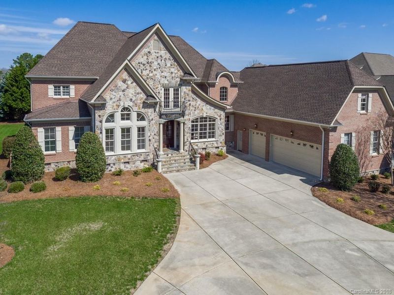 1715 Funny Cide Dr, Waxhaw, NC 28173