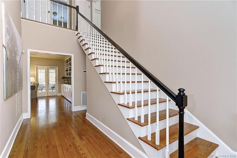 4600 Stoneybrook Ct, Matthews, NC 28104