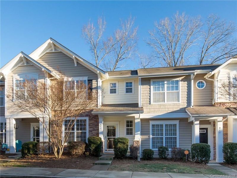 912 Coffee Tree Ln, Rock Hill, SC 29732