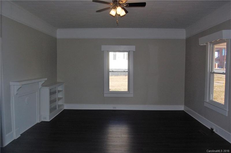 308 Juniper St, Kannapolis, NC 28081