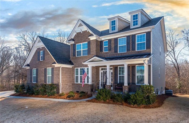1216 Gloriosa Ct, Tega Cay, SC 29708