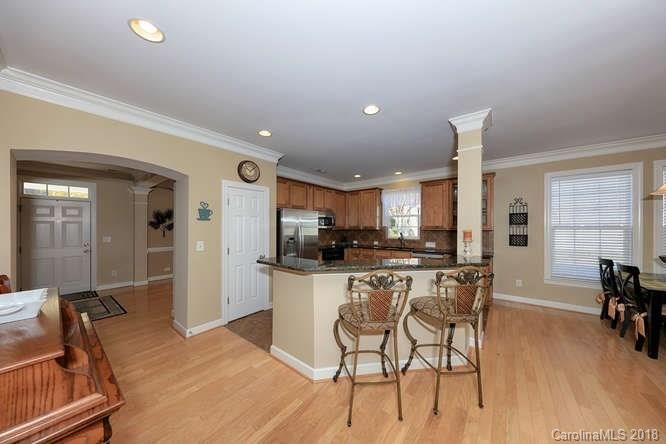9503 Rosalyn Glen Rd, Cornelius, NC 28031