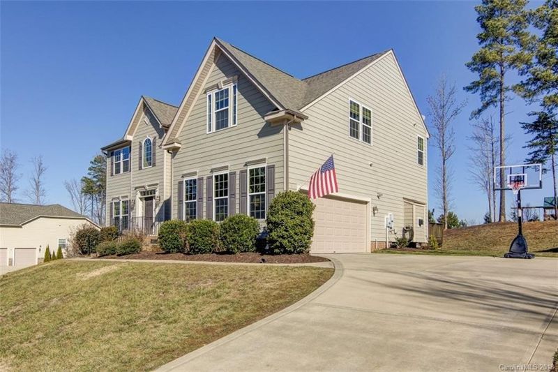 3982 Harmattan Dr, Denver, NC 28037