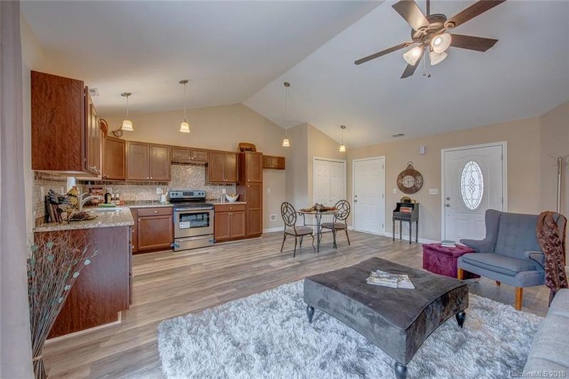 2903 Ebony Ave, Gastonia, NC 28054