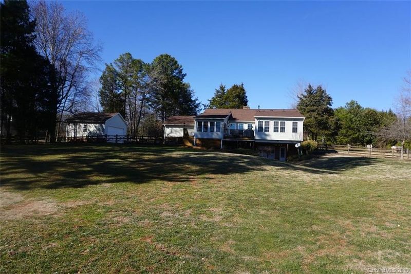 6609 Bealgray Rd, Kannapolis, NC 28081