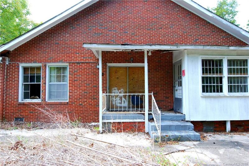 407 White St, Lancaster, SC 29720