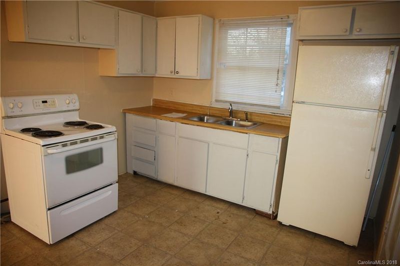324 Stevens St, Gastonia, NC 28054