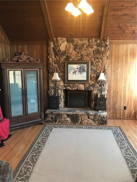 532 Tot Dellinger Rd, Cherryville, NC 28021