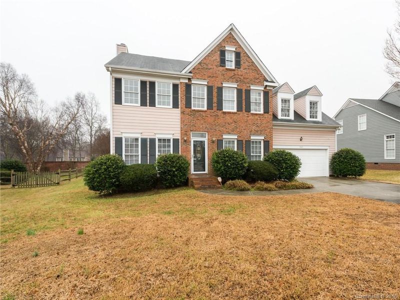 6624 Hawksnest Dr, Charlotte, NC 28269