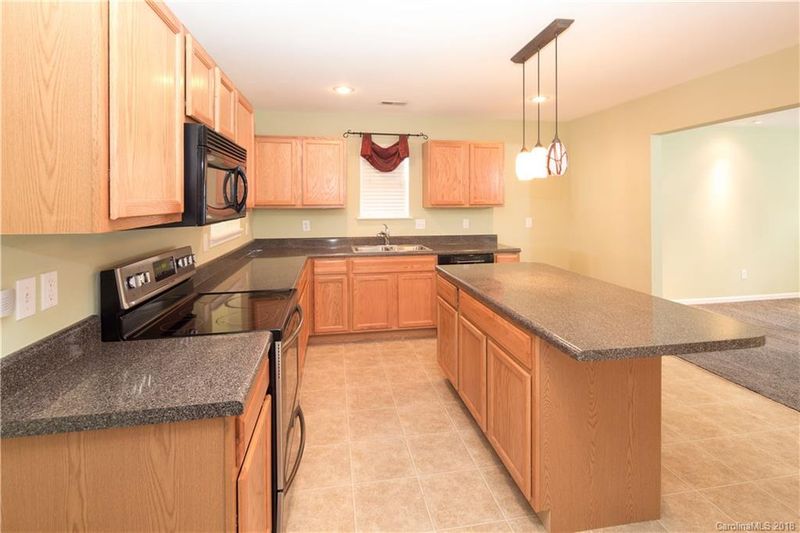 673 Lynville Ln, Rock Hill, SC 29730