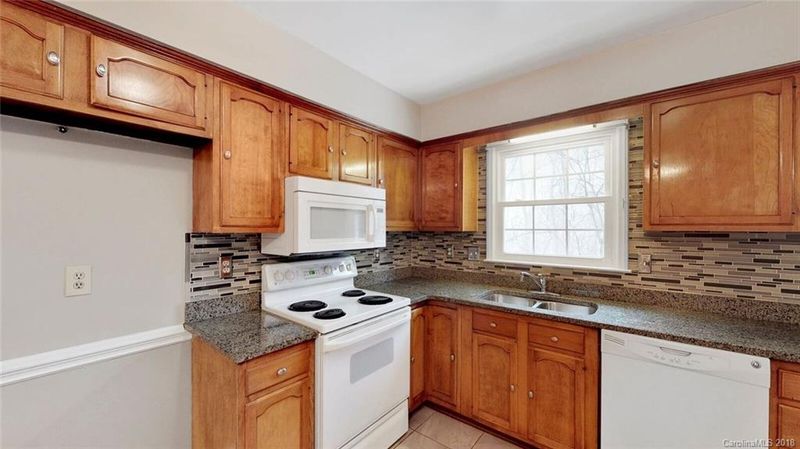 6443 Summerlin Pl, Charlotte, NC 28226