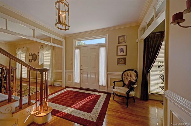 740 Barington Pl, Matthews, NC 28105