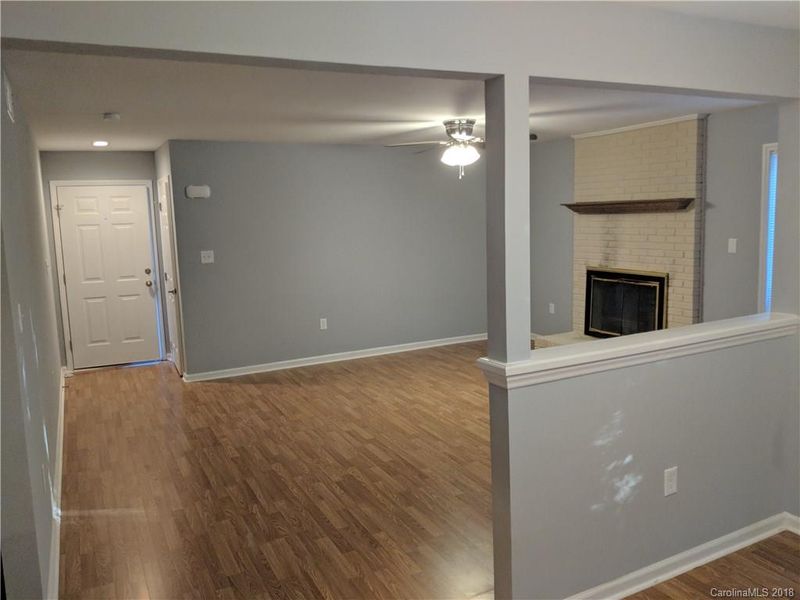 7323 Winery Ln, Charlotte, NC 28227