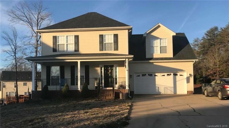 100 Allendale Ct, Stanley, NC 28164