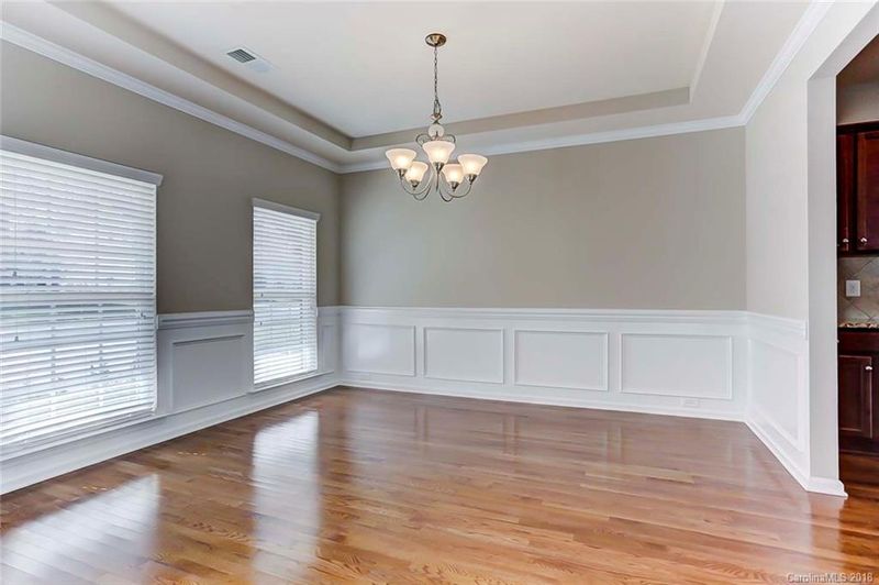 1121 Brough Hall Dr, Waxhaw, NC 28173