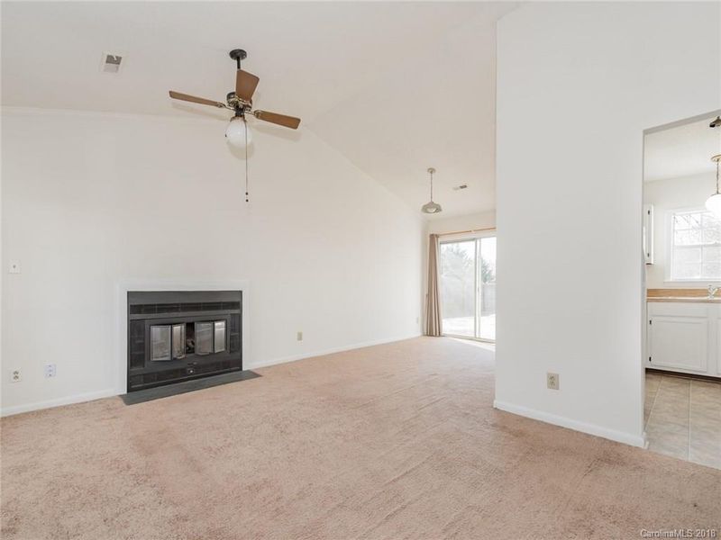 6414 Pineburr Rd, Charlotte, NC 28211