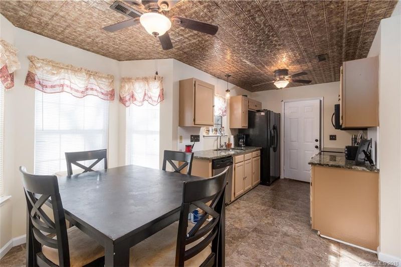 2543 Evermore Cir, Kannapolis, NC 28081