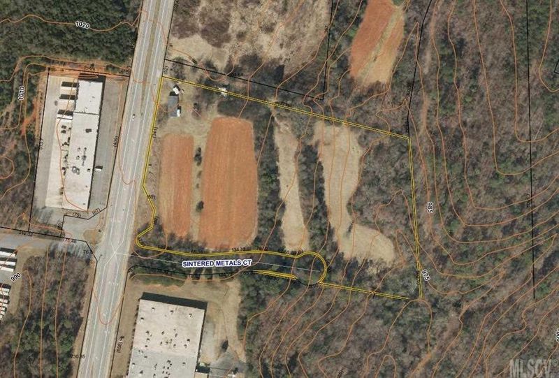 313 Thornburg Dr, Conover, NC 28613