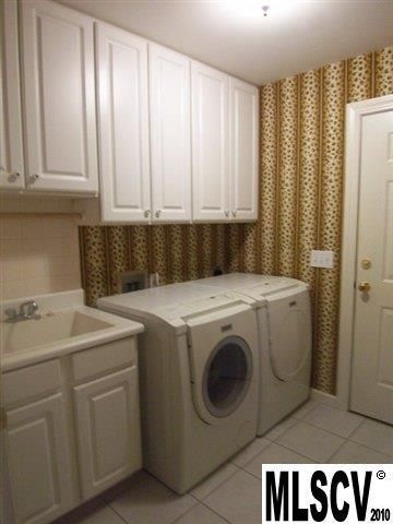 2756 Palmer Dr NE, Conover, NC 28613