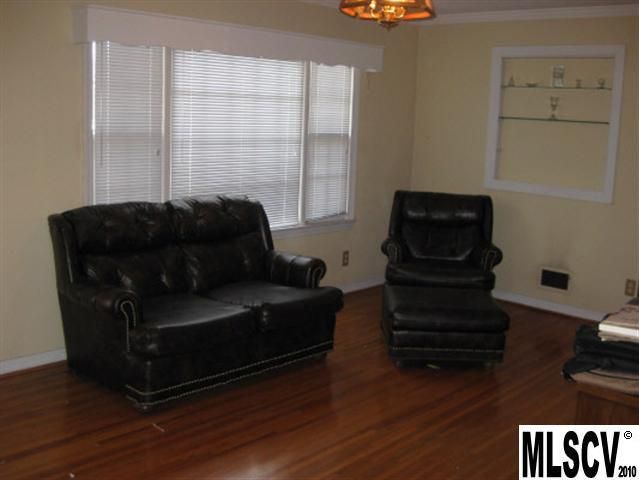 3531 16th St NE, Hickory, NC 28601