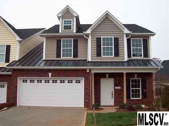 1997 Talbot Ln, Hickory, NC 28602