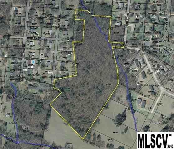 33rd 33rd St NE, Hickory, NC 28601