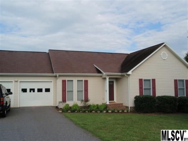 4114 Robins Ln, Conover, NC 28613