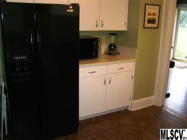 2614 1st Ave NW, Hickory, NC 28601
