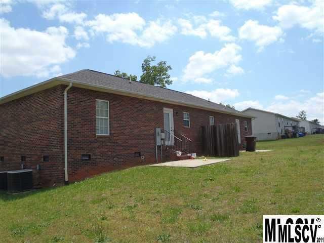 5891 Lee Cline Rd, Conover, NC 28613