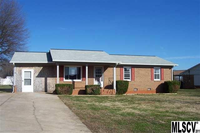 5490 Bryan Ln, Hickory, NC 28602