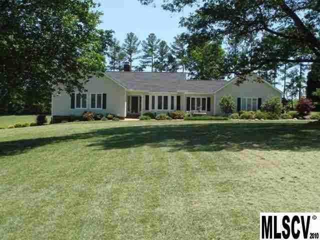 4701 White Eagle Ln, Hickory, NC 28602