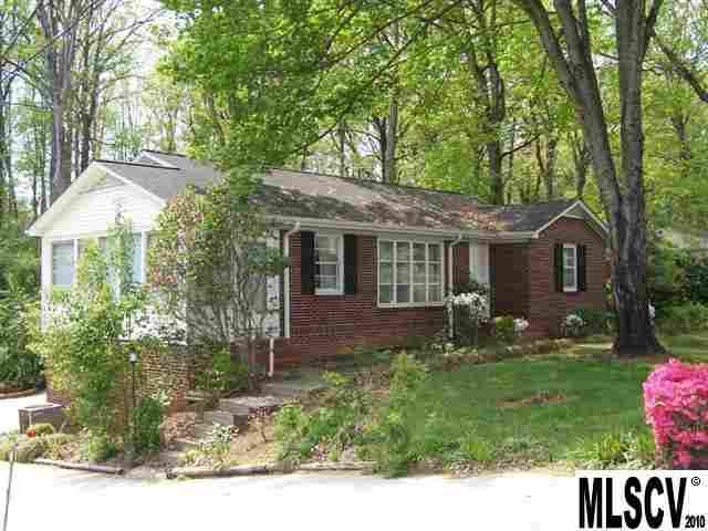 580 12th Ave NE, Hickory, NC 28601