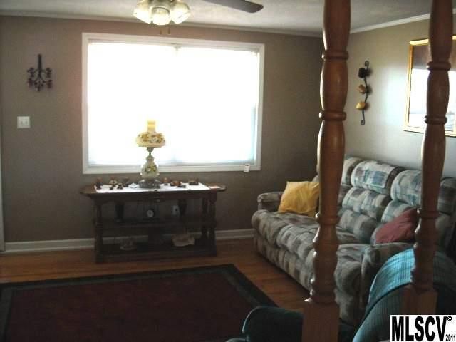 1345 19th St SW, Hickory, NC 28602
