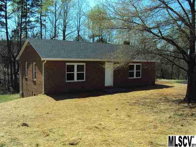 4476 Oakwood Dr, Conover, NC 28613