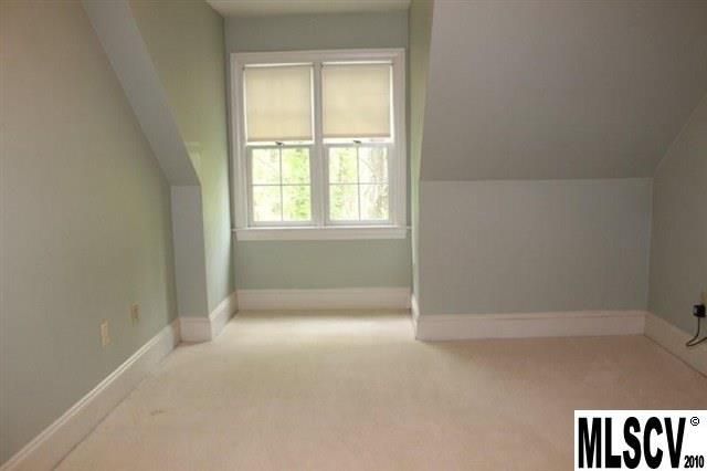 841 16th Ave Ln NW, Hickory, NC 28601