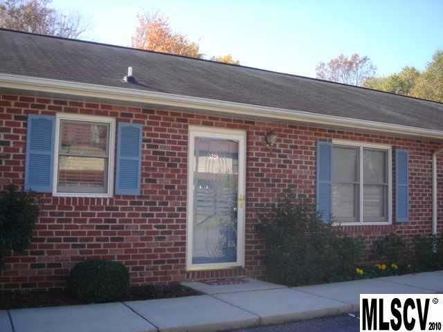 1320 5th St NE, Hickory, NC 28601